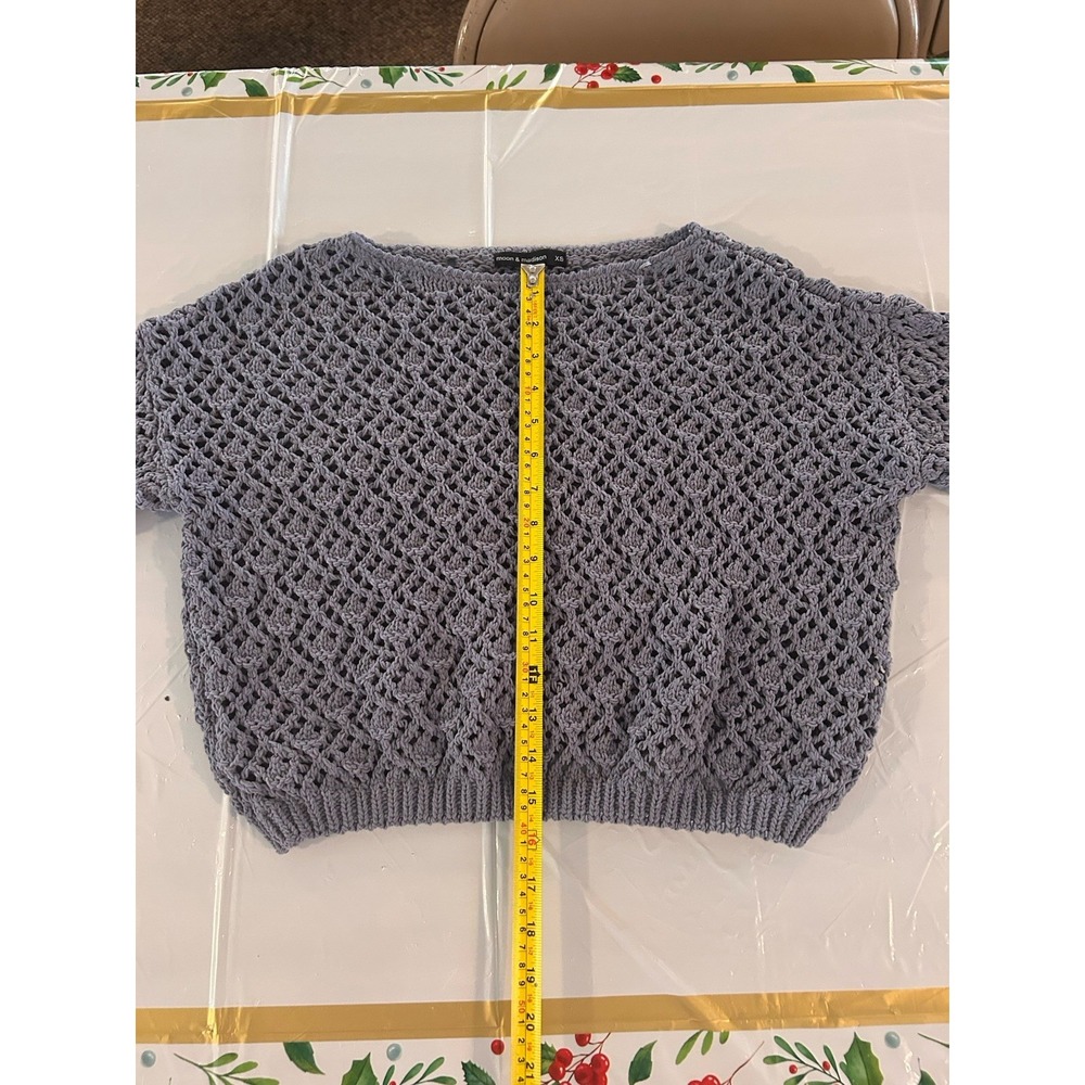 moon & madison Gray Crochet Open-Knit Pullover Sweater Crew Neck XS - Picture 4 of 7
